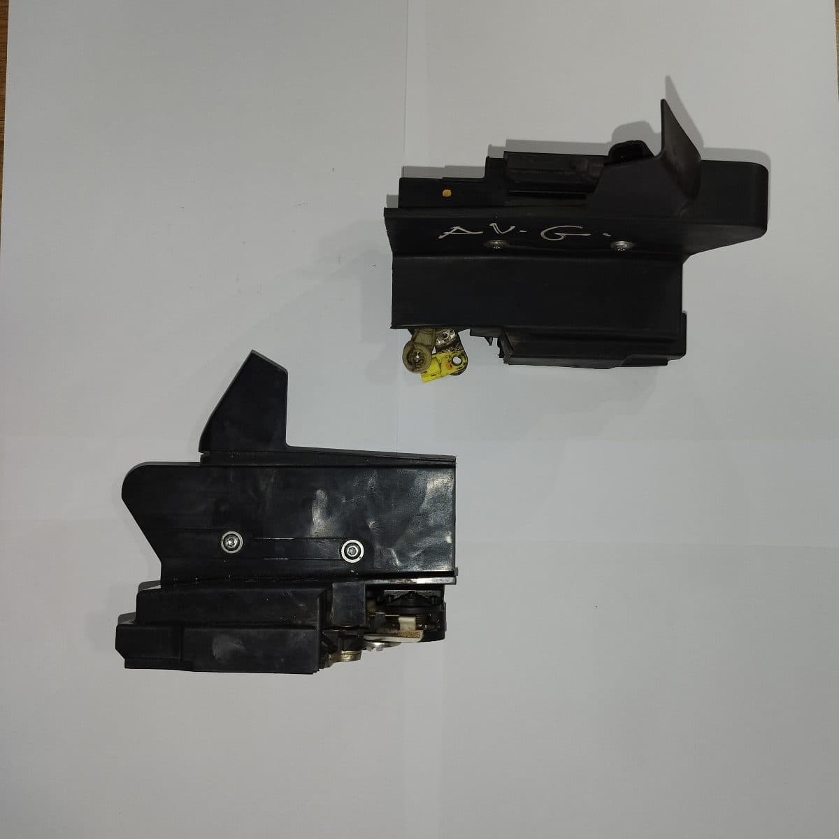 قفل الباب (الجاشيت) لسيارات سامبول داسيا ستيبواي ولوغان